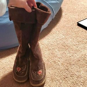 Moccasin style boots